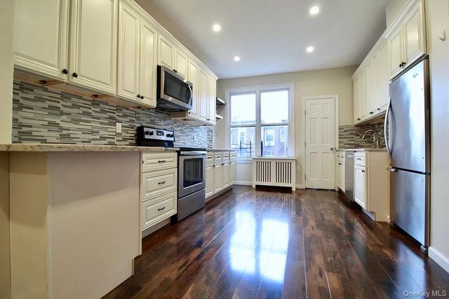 168 Russell Street, Brooklyn, NY 11222