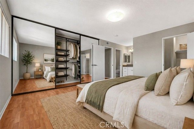 1304 Stanley 10, Glendale, CA 91206