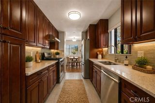 1304 Stanley 10, Glendale, CA 91206