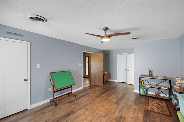 1433 Shalimar Circle, Russellville, AR 72802