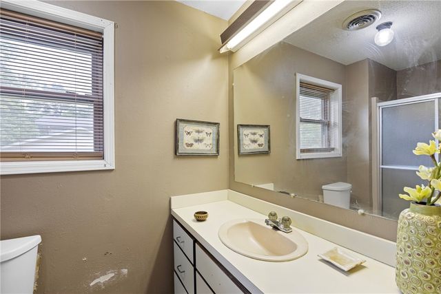 1433 Shalimar Circle, Russellville, AR 72802