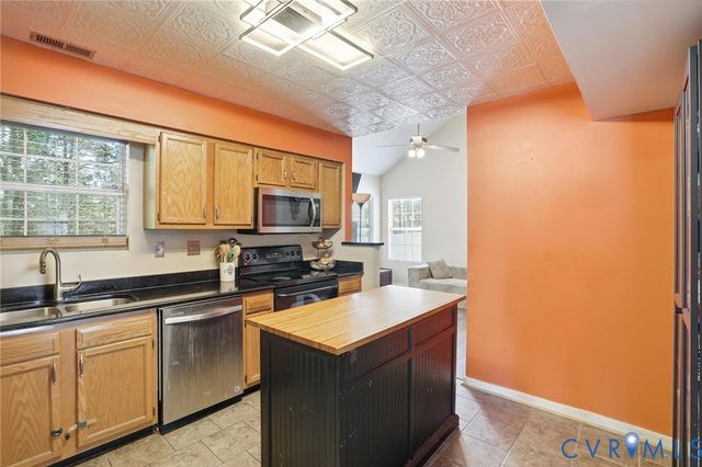 3511 Silver Oak Ct, North Chesterfield, VA 23234