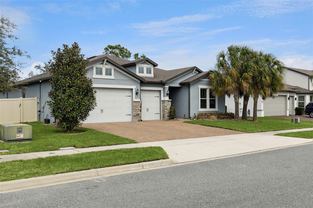 Image 2 of property listing at 3322 CANYON GRAND POINT, Longwood, FL 32779