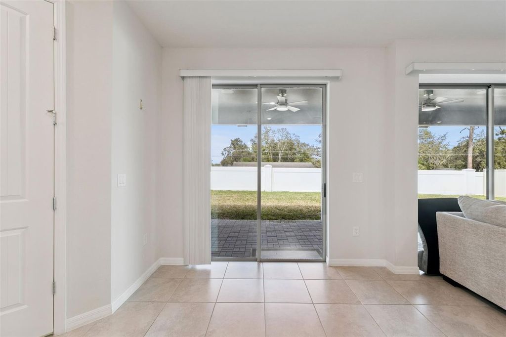 Image 15 of property listing at 3322 CANYON GRAND POINT, Longwood, FL 32779