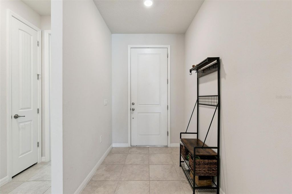 Image 6 of property listing at 3322 CANYON GRAND POINT, Longwood, FL 32779