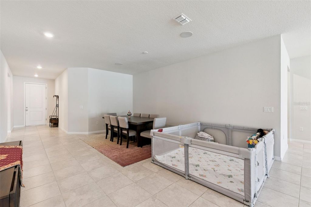 Image 8 of property listing at 3322 CANYON GRAND POINT, Longwood, FL 32779