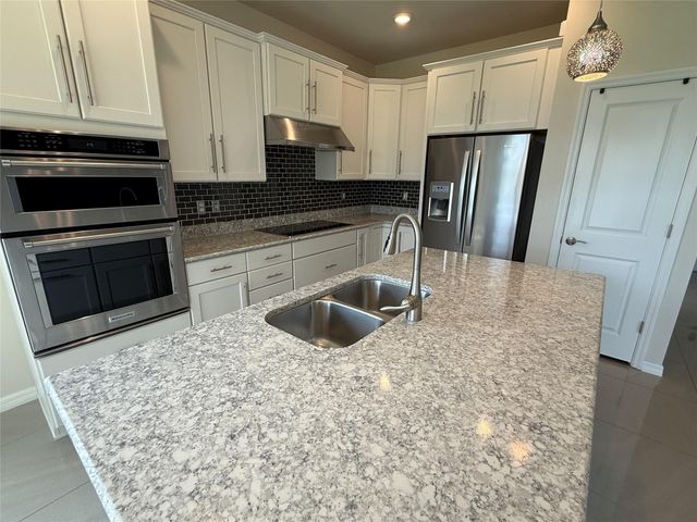 1467 Pongam Terrace, Hollywood, FL 33021