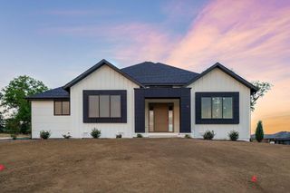 5980 South Dollison Avenue, Springfield, MO 65810