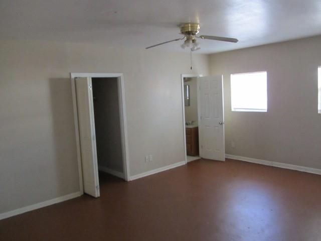 2105 Bush Drive, Huntsville, TX 77320