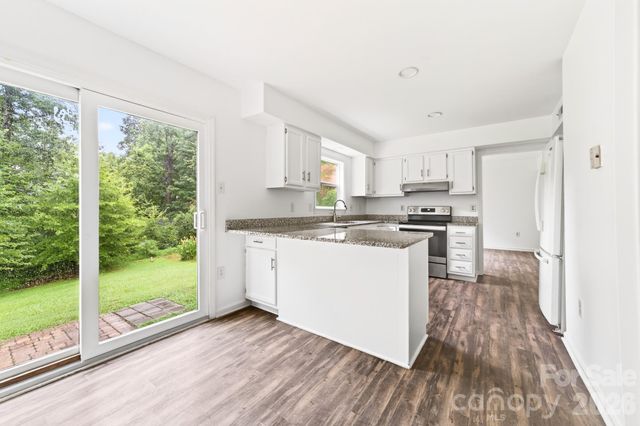 616 Silversmith Lane, Charlotte, NC 28270