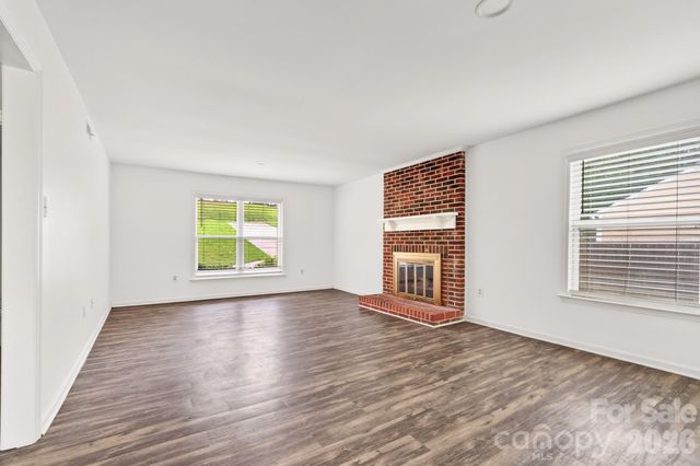 616 Silversmith Lane, Charlotte, NC 28270