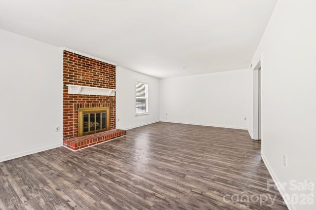 616 Silversmith Lane, Charlotte, NC 28270