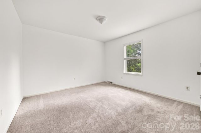 616 Silversmith Lane, Charlotte, NC 28270