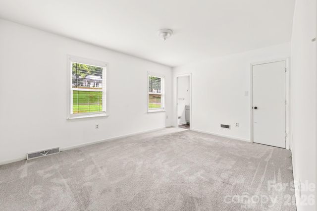 616 Silversmith Lane, Charlotte, NC 28270