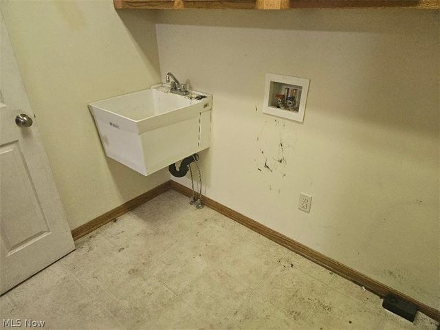 1206 Patriot Place SW, Massillon, OH 44647