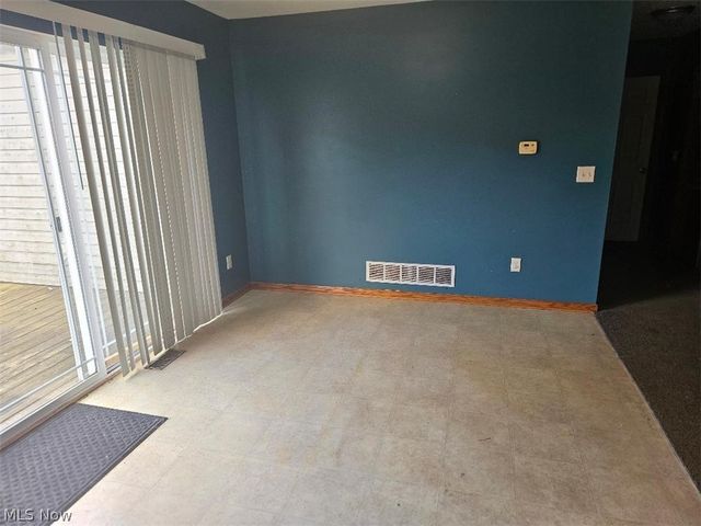 1206 Patriot Place SW, Massillon, OH 44647