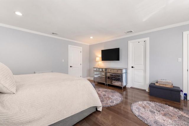 336 Grand Central Avenue, Amityville, NY 11701