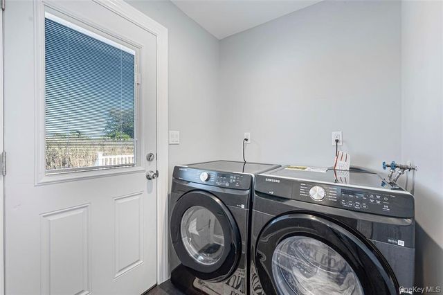 336 Grand Central Avenue, Amityville, NY 11701