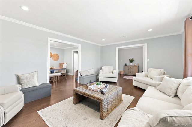 336 Grand Central Avenue, Amityville, NY 11701
