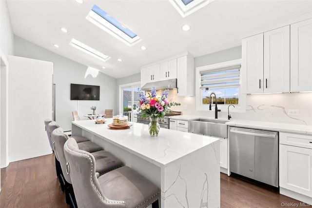 336 Grand Central Avenue, Amityville, NY 11701