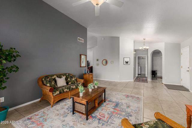 10507 E CHAMPAGNE Drive, Sun Lakes, AZ 85248