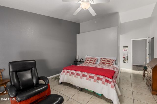 10507 E CHAMPAGNE Drive, Sun Lakes, AZ 85248