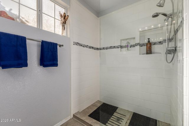 10507 E CHAMPAGNE Drive, Sun Lakes, AZ 85248