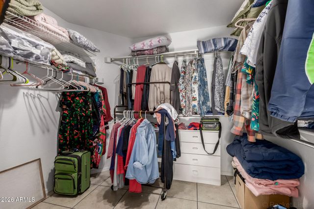 10507 E CHAMPAGNE Drive, Sun Lakes, AZ 85248