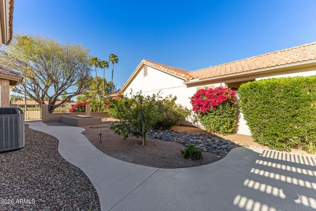10507 E CHAMPAGNE Drive, Sun Lakes, AZ 85248