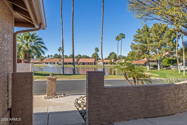 10507 E CHAMPAGNE Drive, Sun Lakes, AZ 85248