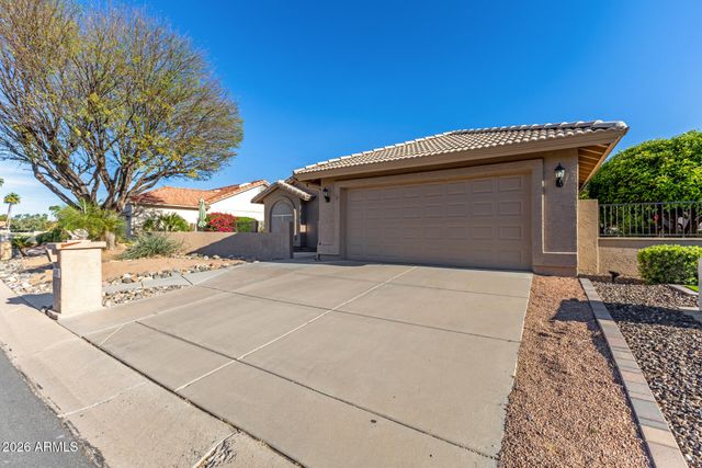 10507 E CHAMPAGNE Drive, Sun Lakes, AZ 85248