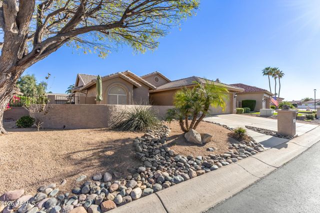 10507 E CHAMPAGNE Drive, Sun Lakes, AZ 85248