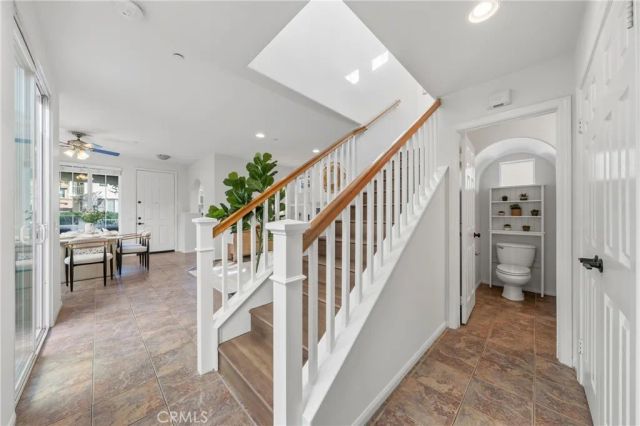 25 Amy Way, Ladera Ranch, CA 92694