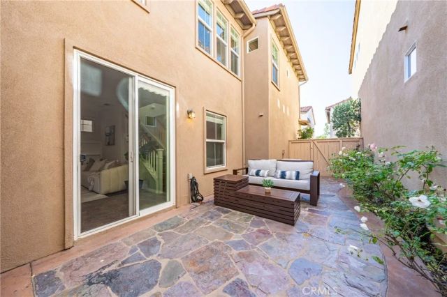 25 Amy Way, Ladera Ranch, CA 92694