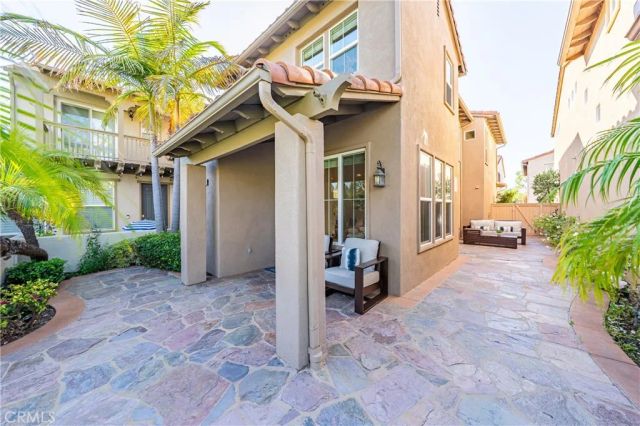 25 Amy Way, Ladera Ranch, CA 92694