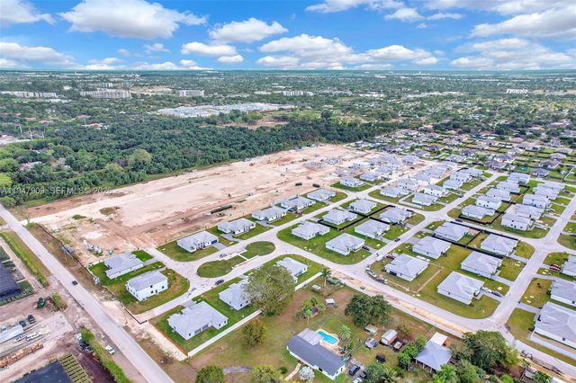 27254 SW 159th Path, Miami, FL 33031