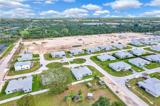 27254 SW 159th Path, Miami, FL 33031