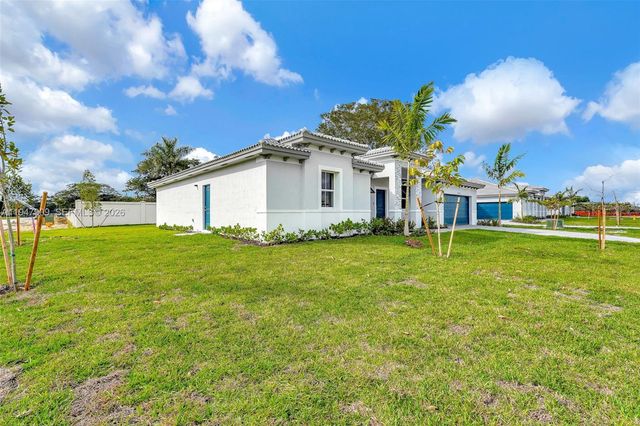 27254 SW 159th Path, Miami, FL 33031