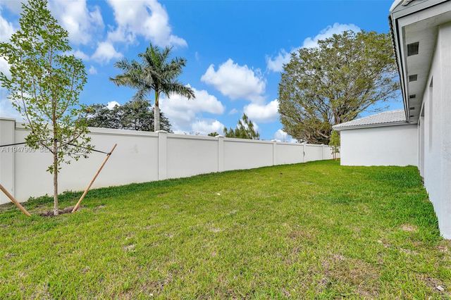 27254 SW 159th Path, Miami, FL 33031