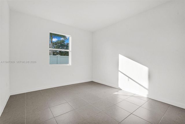 27254 SW 159th Path, Miami, FL 33031