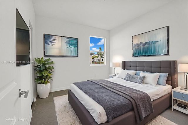 27254 SW 159th Path, Miami, FL 33031