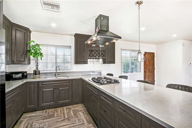 40796 E Whittier, Hemet, CA 92544