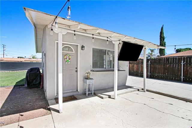 40796 E Whittier, Hemet, CA 92544