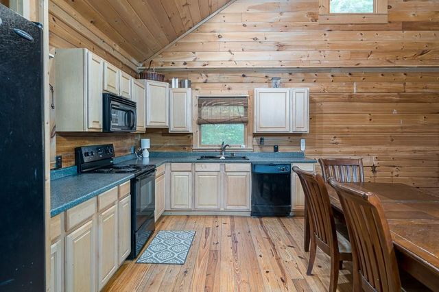 124 Adair NE Drive, Ranger, GA 30734