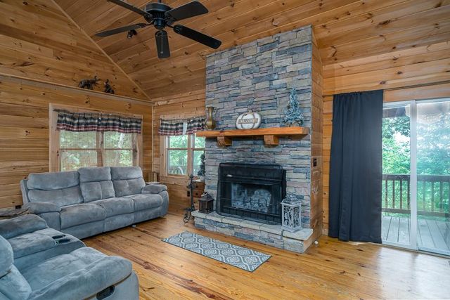 124 Adair NE Drive, Ranger, GA 30734