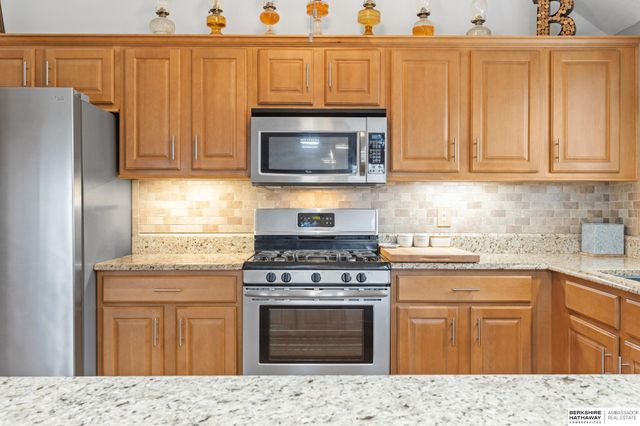 14933 Bodmer Street, Bennington, NE 68007