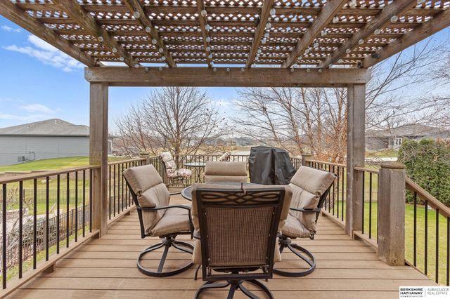 14933 Bodmer Street, Bennington, NE 68007