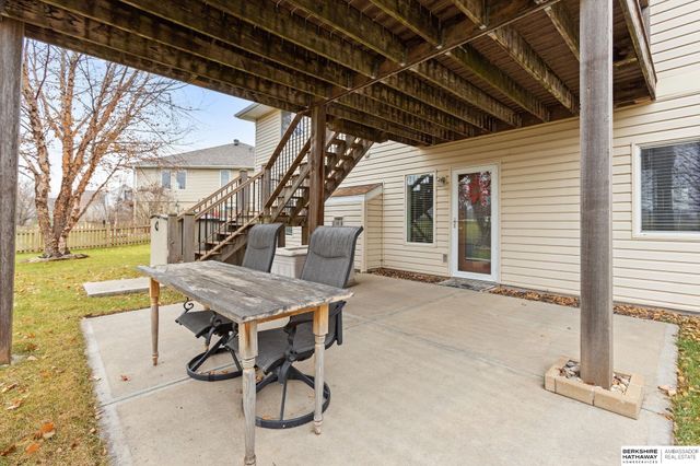 14933 Bodmer Street, Bennington, NE 68007