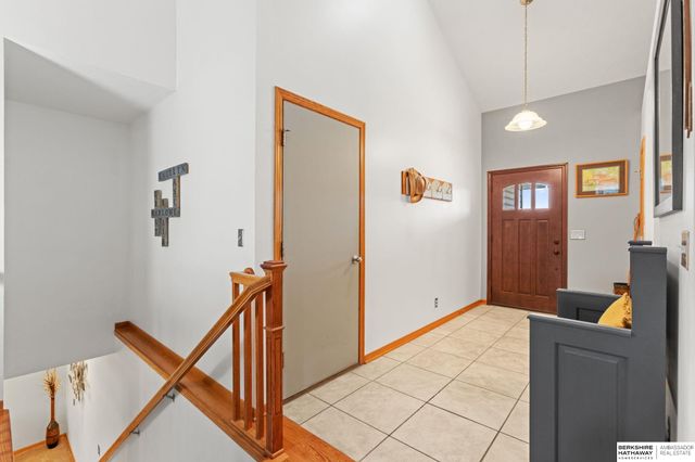 14933 Bodmer Street, Bennington, NE 68007