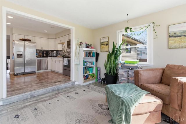 322 Reichard Drive, Vandalia, OH 45377